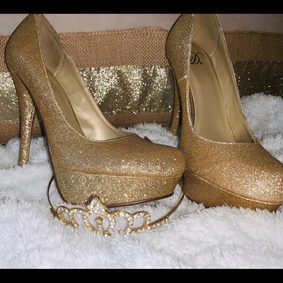New w/out box 6in heels size 6.5 - Picture 3 of 8